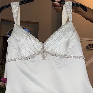 Wedding gown